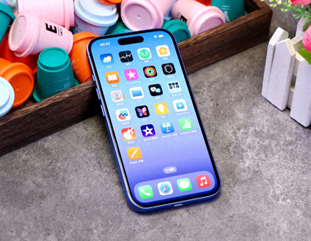 小屏手机集体大跳水，目前这4款“最受欢迎”，用五年无压力