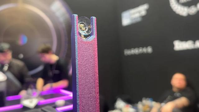 小狗也有智能手机了？MWC25上的黑科技，让我惊掉了下巴