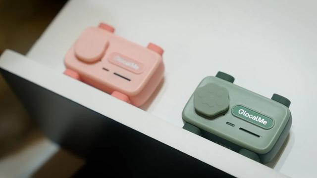 小狗也有智能手机了？MWC25上的黑科技，让我惊掉了下巴