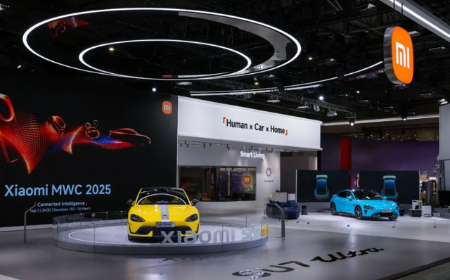 小米手机售价超iPhone，“双Ultra”出海