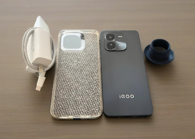 2025年选购手机指南，预算不超过两千，该有都有！