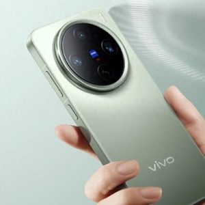 旗舰手机流行「半代升级」：被芯片带「节奏」，更是市场形势所迫