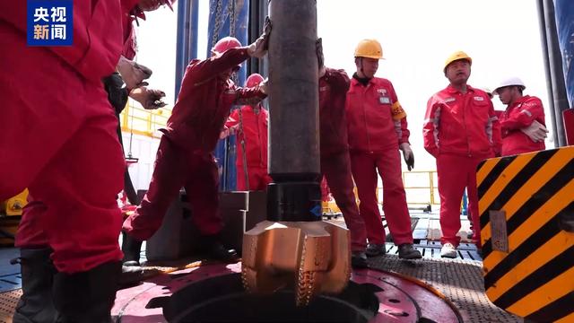 万米深地“金刚钻”！中国硬核科技刷新亚洲纪录