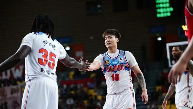 中央台4月4日精彩体育赛事预告 直播新疆南京季后赛