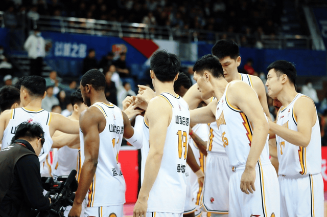 4月3日 中央五台直播节目表：CCTV5 CCTV5+ 19：30篮球比赛节目预告