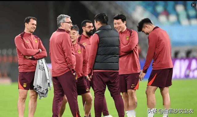 调整！中国男足VS澳大利亚时间表，附CCTV5直播节目预告。